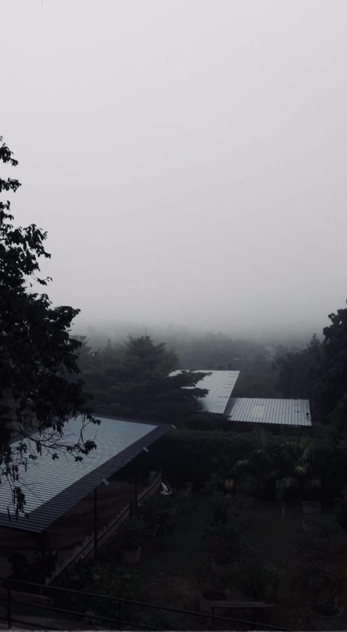 Twelve Oclock Resort Si Khio Bagian luar foto